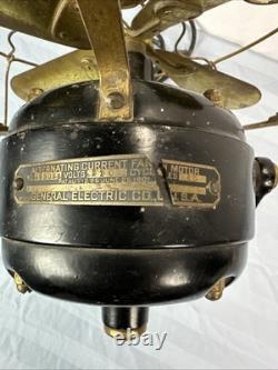 Ventilateur en métal antique GE en laiton à 4 pales et 3 vitesses General Electric EN BON ÉTAT Vintage