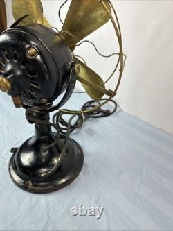 Ventilateur en métal antique GE en laiton à 4 pales et 3 vitesses General Electric EN BON ÉTAT Vintage