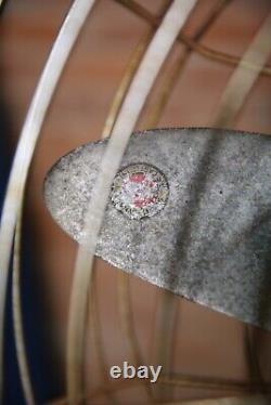 Ventilateur industriel vintage hélice d'avion 20 lames moteur General Electric ancien