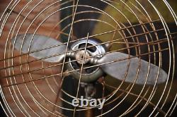 Ventilateur industriel vintage hélice d'avion 20 lames moteur General Electric ancien
