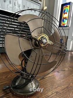 Ventilateur oscillant General Electric Vortalex vintage des années 1940 en état proche du neuf, testé et fonctionnel