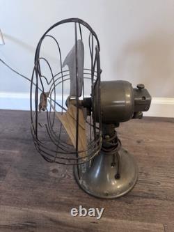 Ventilateur oscillant de bureau à trois pales noir General Electric GE antique 273100-1