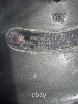 Ventilateur oscillant de bureau à trois pales noir General Electric GE antique 273100-1