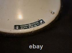 Ventilateur oscillant de table/bureau Vintage General Electric F12V163 Vortalex. Fonctionne.