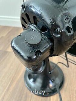 Ventilateur oscillant vintage restauré GE General Electric à 4 pales en acier lourd noir