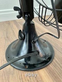Ventilateur oscillant vintage restauré GE General Electric à 4 pales en acier lourd noir