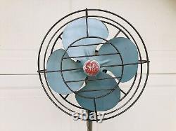 Ventilateur sur pied vintage General Electric GE bleu