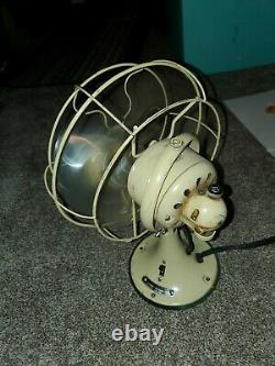 Vintage 10 Ge General Electric Oscillating Desk Fan 100% Testé Fonctionne Très Bien