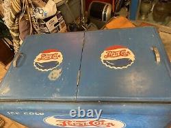 Vintage 1940's General Electric Double Dot Embossed Pepsi Cola Ice Chest Cooler