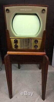 Vintage 1949 General Electric / Ge Modèle 806 10 Tv 0n Stand Original