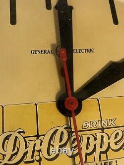 Vintage 1950s General Electric 15 Pouces Dr. Pepper Bon Pour La Vie Horloge Ronde