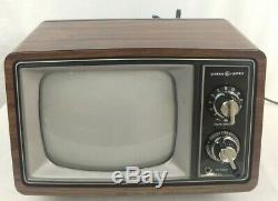 Vintage Ge 1980 General Electric 10 Moniteur Couleur Crt Tabletop Tv Travail