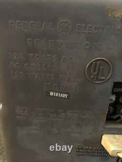 Vintage Ge General Electric 10'' Portable Télévision Rétro Tube Télévision Radio Horloge