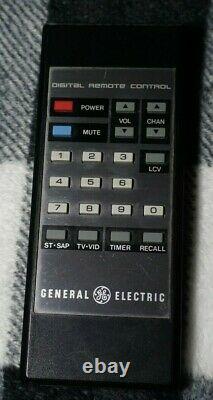 Vintage Ge General Electric 8-2060 20'' Grande Couleur Crt Télévision Tube Tv 1986