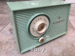 Vintage Ge General Electric Tube Radio Seafoam Leaf Vert