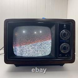 Vintage General Electric 10'' Portable Color Television Retro Gaming Tv Works