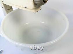 Vintage General Electric 12-speed Stand Mixer W 6 Pièces Jointes Cat No143m9 Rare
