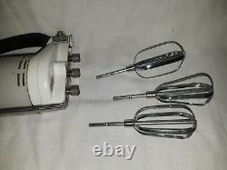 Vintage General Electric 1490m7 3 Beater Mixer Glass Bowl Kitchen Stand Ge