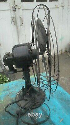 Vintage General Electric 4 Blade Oscillant 3 Speed 14 Fan Works! Antique G E