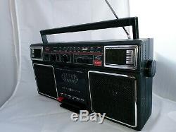 Vintage General Electric Am / Fm Stéréo Boombox Modèle 3-5452a Lecteur Cassette Travail