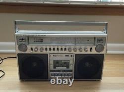 Vintage General Electric Boombox Radio Cassette Modèle 3-5286a Guc Working