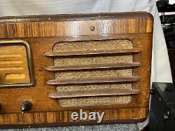 Vintage General Electric Ge F-70 Radio À Tubes En Bois