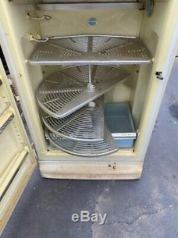 Vintage General Electric Ge Réfrigérateur Blanc / Vert / Laiton / 50 Ans De Travail Chrome