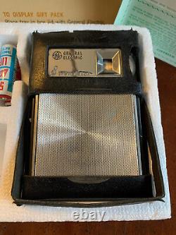 Vintage General Electric High Style 8 Transistor Radio Rare En Boîte Avec Extras