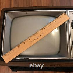 Vintage General Electric Performance Television Portable Wood Grain 1983 Testé
