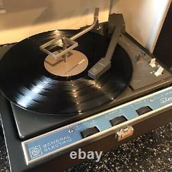 Vintage General Electric Portable Solid State Stereo Record Player T265h Fonctionne