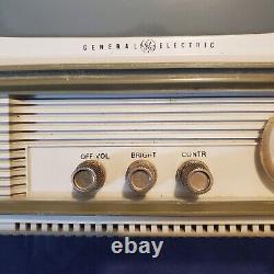 Vintage General Electric Portable Tv Sf2101av Analogique