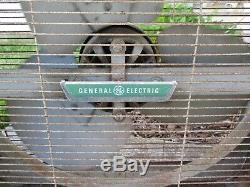 Vintage General Electric Réversible 3 Speed ​​metal Box Fan