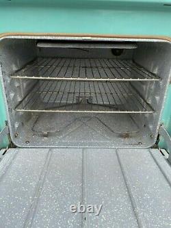 Vintage General Electric (ge) Wall Oven Circa 1957 Turquoise