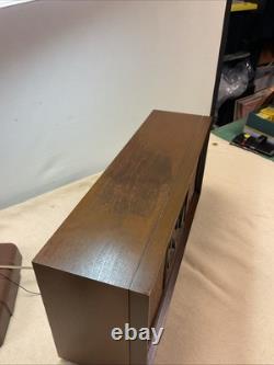 Vintage MCM General Electric AM/FM en bois de noyer stéréo à état solide FONCTIONNEL