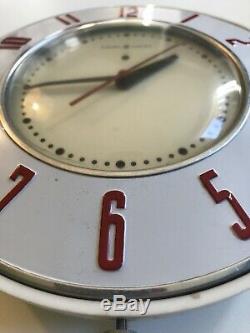 Vintage MID Century General Electric Red & White Modèle 2h26 Cuisine Horloge Murale