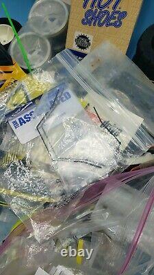 Vintage Nouveau Et Utilisé Rc Pièces Lot Associé Bolink Crp Parma Rc10 Buggy Novak