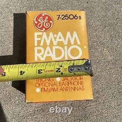Vintage Radio Portable Fm Et Am Par Modèle Électrique Général 7-2506 B En Boîte