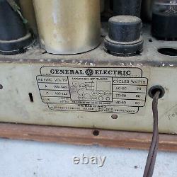 Vintage Radio Table General Electric A 63 Vendre Car IL A Besoin De Quelques Réparations