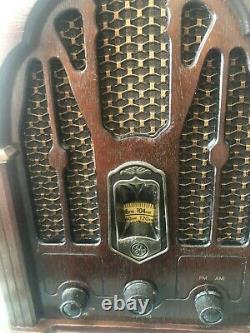 Vintage Radio Table-cathedral- General Electric Serial 389437