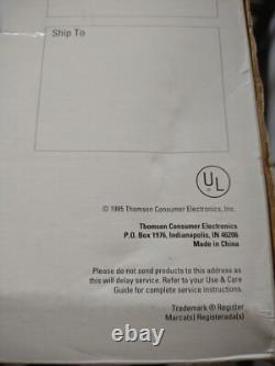 Vtg 1995 Général Electric Spacemaker Radio-lecteur de cassettes AM/FM Horloge 7-4287