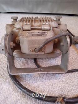 Vtg General Electric GE 500 Lampe de projecteur industrielle à faisceau large et intense