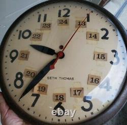 Vtg Seth Thomas Horloge Murale De L'école Modèle E877-000 General Time Corp Motor