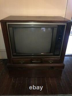 Œuvres Vintage Ge General Electric Console Tv 25 Pouces Color Television Mint